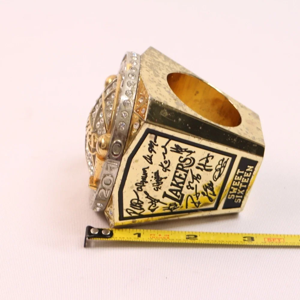2010 Los Angeles Lakers NBA Championship Paperweight Ring Ticket Holder Prize